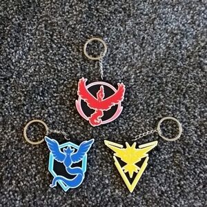 Pokemon go keychains valor mystic instinct